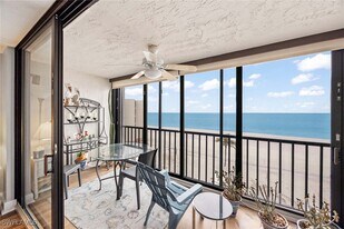 25810 Hickory Blvd in Bonita Springs, FL - Building Photo