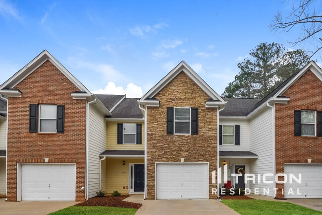 property at 6692 Villa Ct