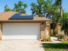 355 Springdale Dr in Altamonte Springs, FL - Building Photo