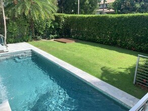 785 Harbor Dr in Key Biscayne, FL - Building Photo - Building Photo