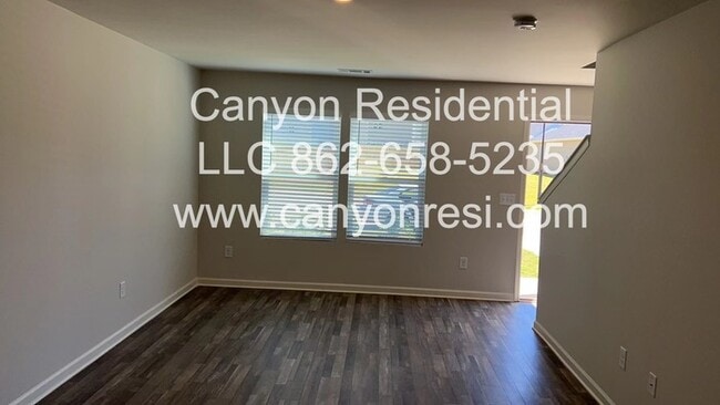 559 Dayspring Dr in Inman, SC - Building Photo - Building Photo