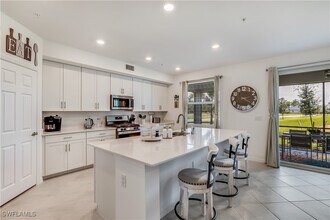 43330 Water Bird Wy in Punta Gorda, FL - Foto de edificio - Building Photo