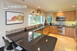 133 Tiburon Blvd in Mill Valley, CA - Building Photo - Building Photo