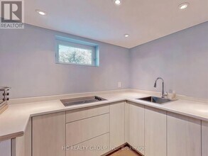 53 Treverton Dr in Toronto, ON - Building Photo - Building Photo