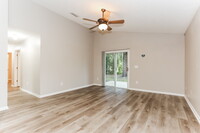 11297 Silver Key Dr in Jacksonville, FL - Building Photo - Building Photo