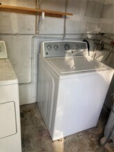 3742 SW 29th St in Miami, FL - Building Photo - Building Photo