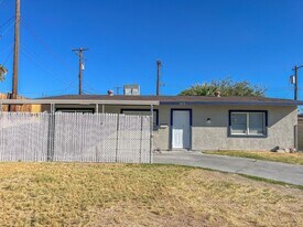 4518 Rosedale Ave in Las Vegas, NV - Building Photo
