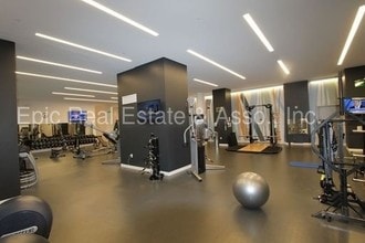 201 Folsom St-Unit -29C in San Francisco, CA - Building Photo - Building Photo