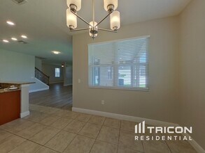 10636 Laguna Plains Dr in Riverview, FL - Building Photo - Building Photo