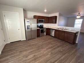 3200 E Jace St in Siloam Springs, AR - Building Photo - Building Photo