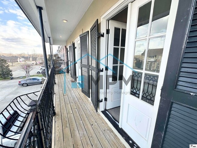 property at 513 Cliff Bullock Dr