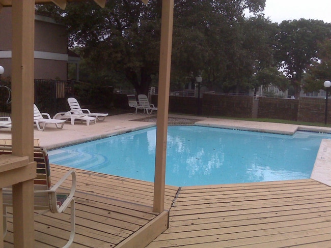 2227 Madison Dr in Arlington, TX - Building Photo - Building Photo