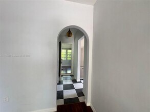 315 NE 110th St in Miami, FL - Building Photo - Building Photo
