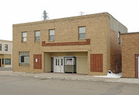 74 Birch Ave S in Maple Lake, MN - Foto de edificio - Building Photo