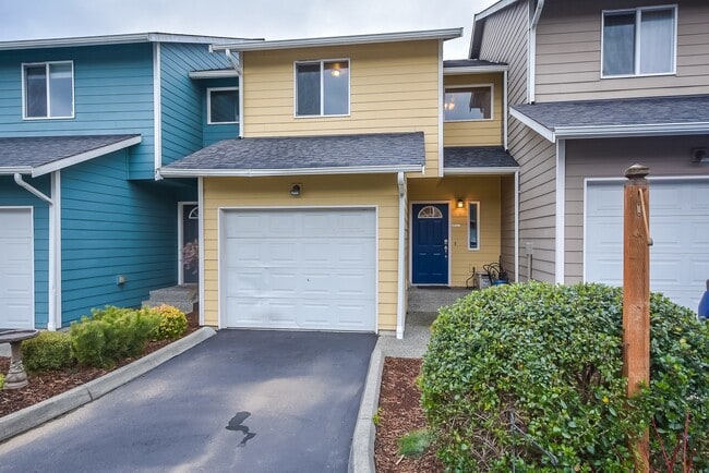property at 563 NE Kettle St