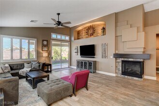 36 Blaven Dr in Henderson, NV - Building Photo - Building Photo