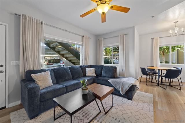 9728 Marilla Dr in Lakeside, CA - Foto de edificio