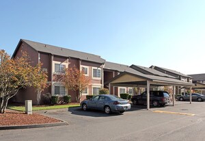 The Lucent in Tacoma, WA - Building Photo