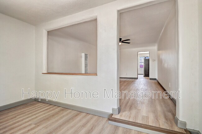 1721 Wilmoore Dr SE in Albuquerque, NM - Building Photo - Building Photo