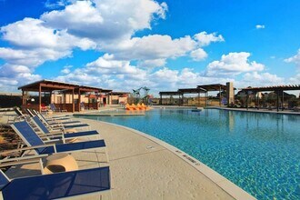 7015 Hopper Ct in Royse City, TX - Foto de edificio - Building Photo