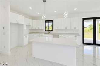 612 Ames St E in Lehigh Acres, FL - Building Photo - Building Photo