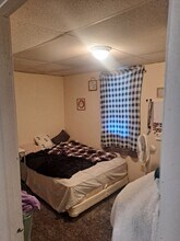 909 S Front St, Unit 2 in Mankato, MN - Building Photo - Building Photo
