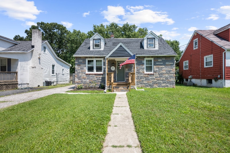 25 Vincent Ave in Essex, MD - Building Photo