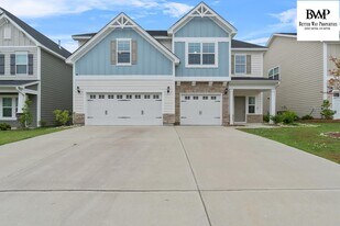 525 Harbour Pointe Dr in Columbia, SC - Building Photo