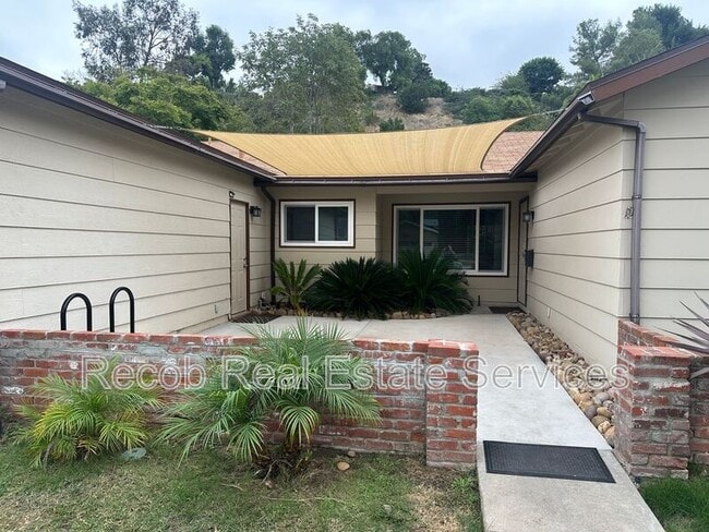 4859 Campanile Dr in San Diego, CA - Building Photo - Building Photo