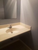 7407 Morrison Dr in Greenbelt, MD - Building Photo