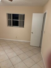 3691 Riverside Dr in Coral Springs, FL - Building Photo - Building Photo