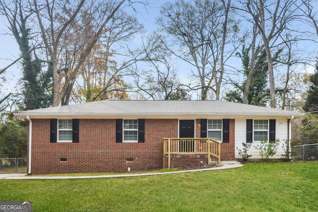 property at 201 Cindy Ct