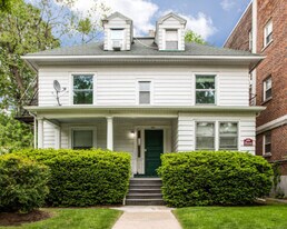 262 S Goodman St in Rochester, NY - Building Photo