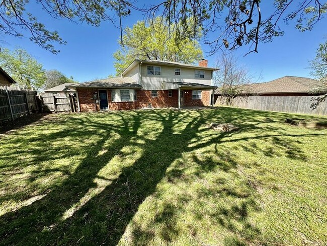 7716 E 53rd Pl in Tulsa, OK - Building Photo - Building Photo