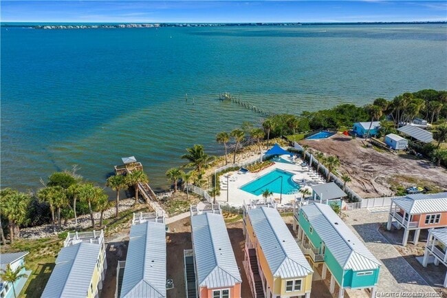 2506 Heron Way in Jensen Beach, FL - Building Photo - Building Photo