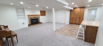 7438 Camelback Cir in Cottonwood Heights, UT - Foto de edificio - Building Photo