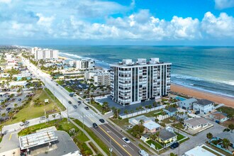 Gemini Condominiums in Ormond Beach, FL - Foto de edificio - Building Photo