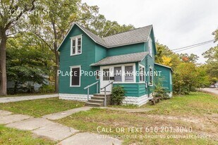 3201 6th St in Muskegon Heights, MI - Building Photo