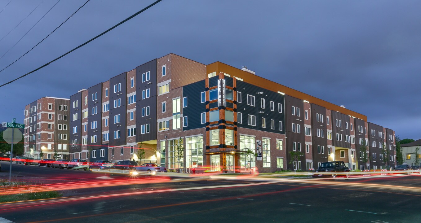 870 N 600 E in Logan, UT - Building Photo