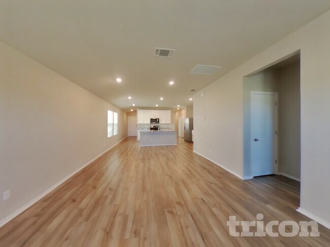 5104 Saddle Clb Dr in Georgetown, TX - Foto de edificio - Building Photo