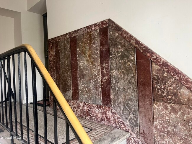 164 Madison Ave in Albany, NY - Building Photo - Building Photo