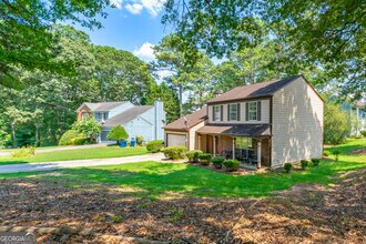 174 Herscu Ct in Riverdale, GA - Building Photo - Building Photo