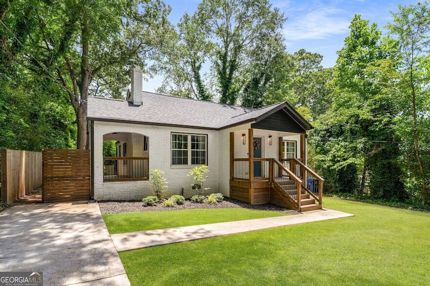 345 Adelle St SE in Atlanta, GA - Building Photo