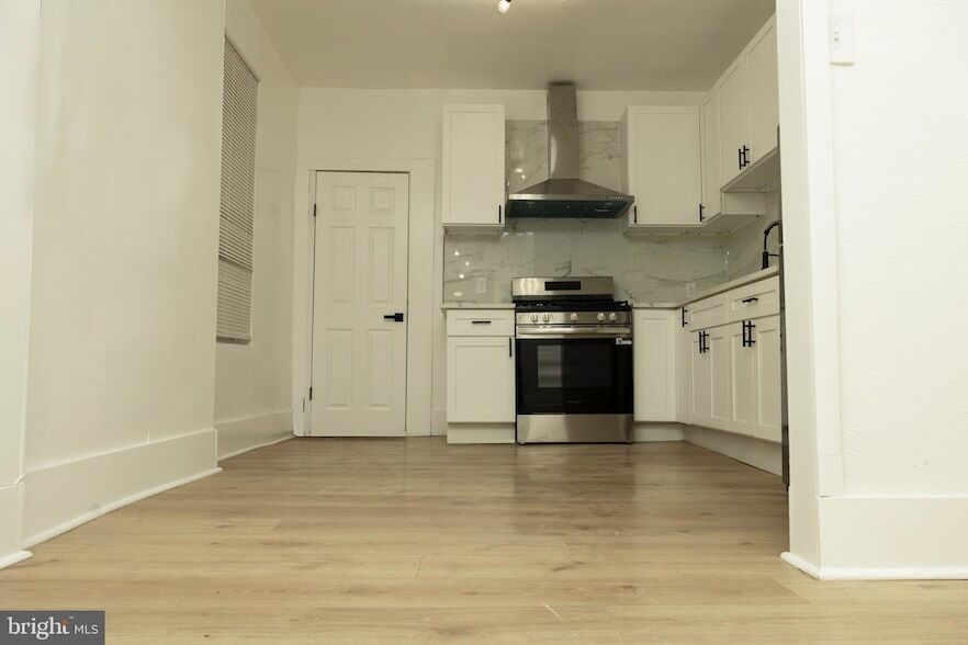 5723 Delancey St, Unit 181 in Philadelphia, PA - Building Photo