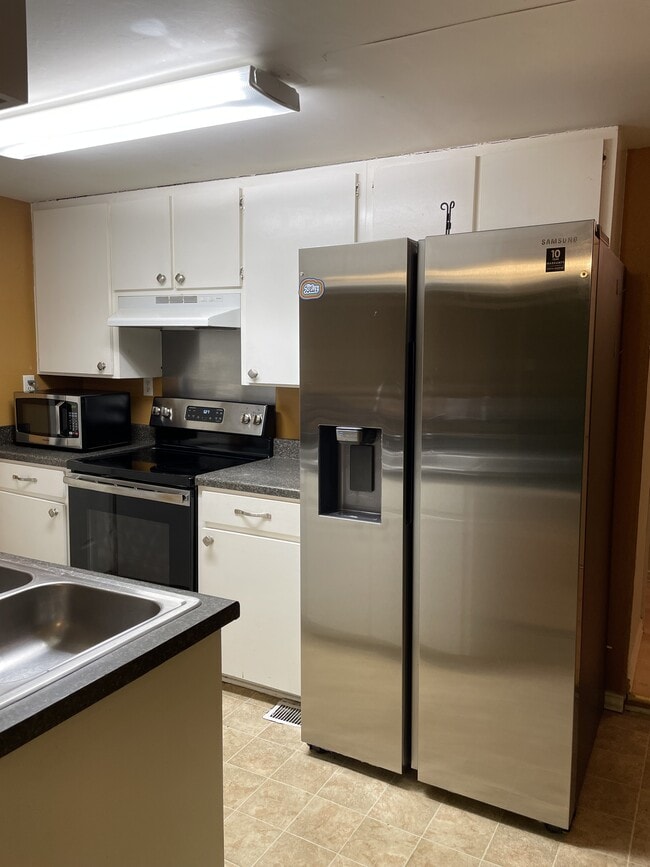 424 Fry St, Unit B in Denton, TX - Building Photo - Building Photo