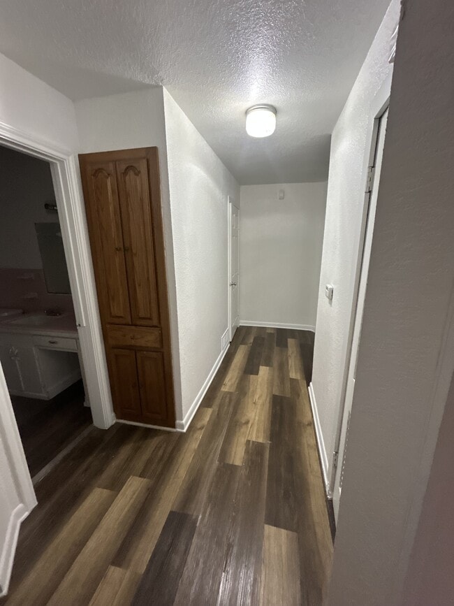611 N Spencer St in Waco, TX - Building Photo - Building Photo