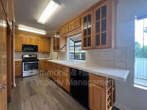 18029 Santa Rita St in Los Angeles, CA - Building Photo - Building Photo