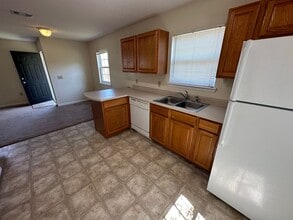 801 Jessica Ln in Statesboro, GA - Building Photo - Building Photo