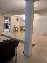 3680 Inverrary Dr in Lauderhill, FL - Building Photo - Building Photo