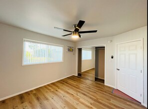 750 Hayworth Ave, Unit 20 in Los Angeles, CA - Building Photo - Building Photo